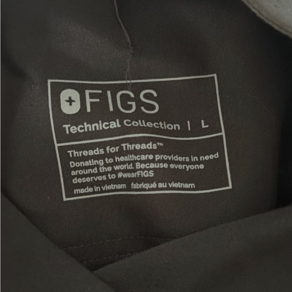 Figs Women’s Livingston Black Scrub Bottoms - Picture 2 of 2